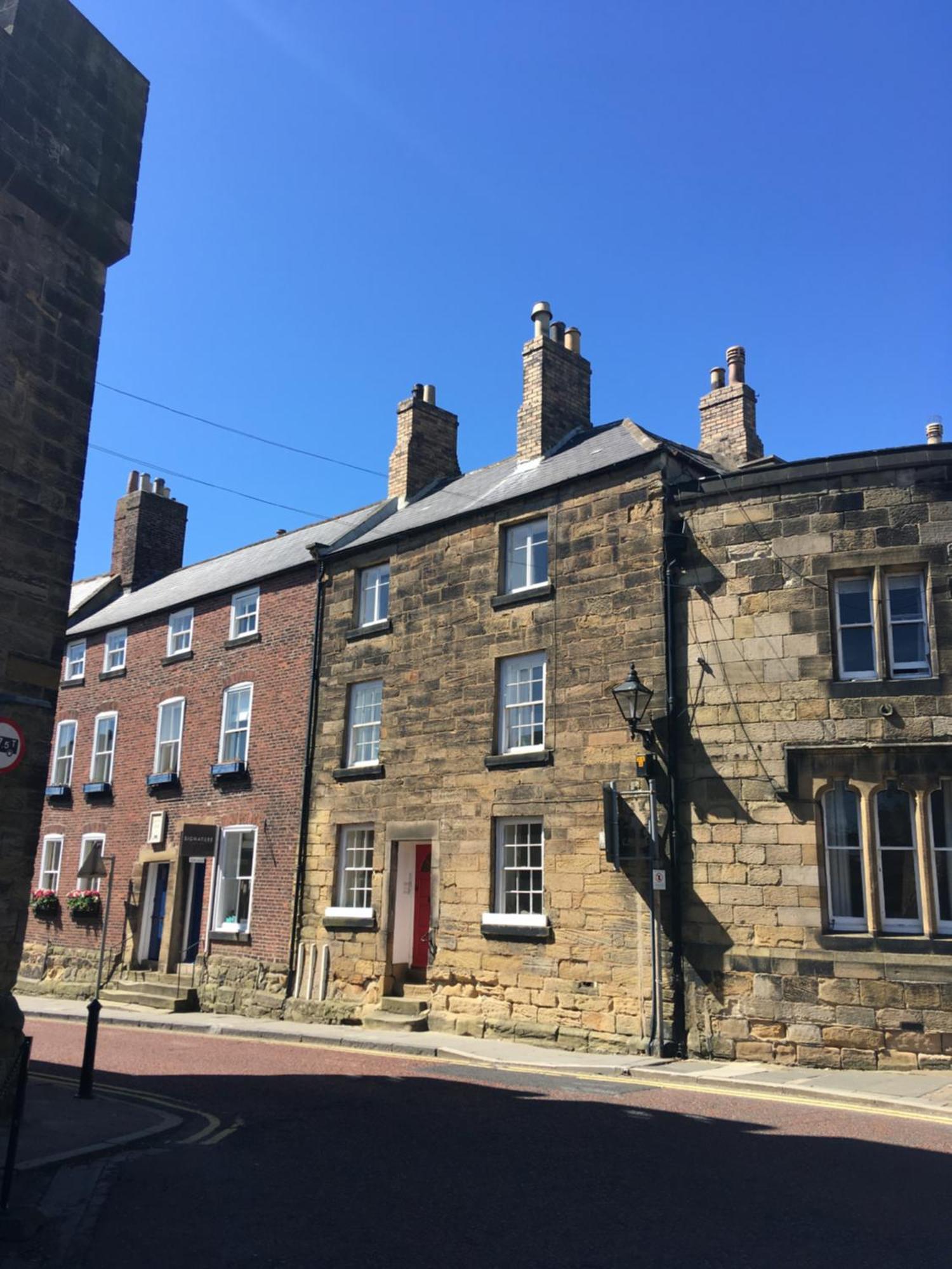 Castle Retreat - Luxury Apartment Opposite Alnwick Castle Экстерьер фото