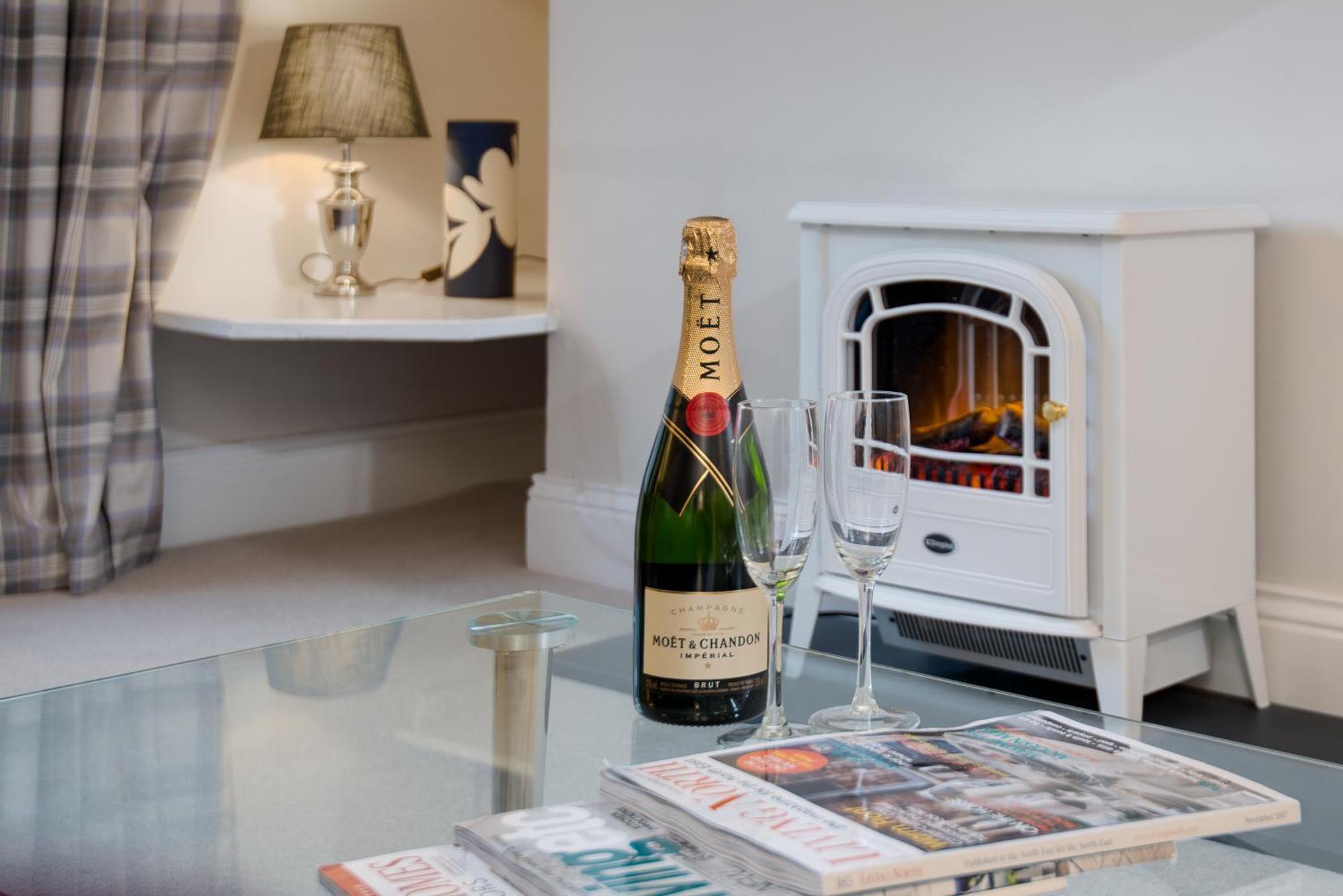Castle Retreat - Luxury Apartment Opposite Alnwick Castle Экстерьер фото